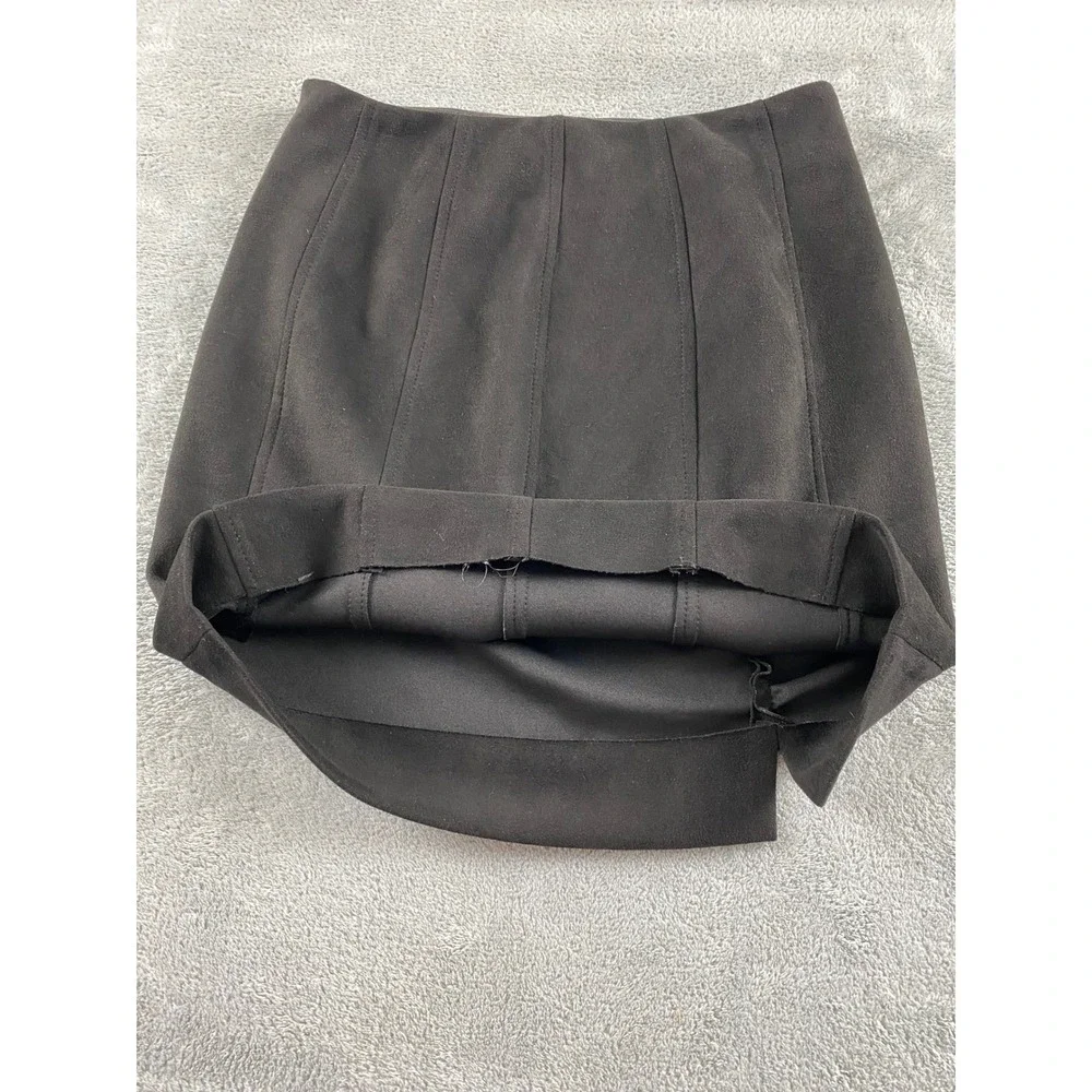 Free People Black Faux Suede Ruched Mini Skirt‎ Side Slit Size 2 OB1003429